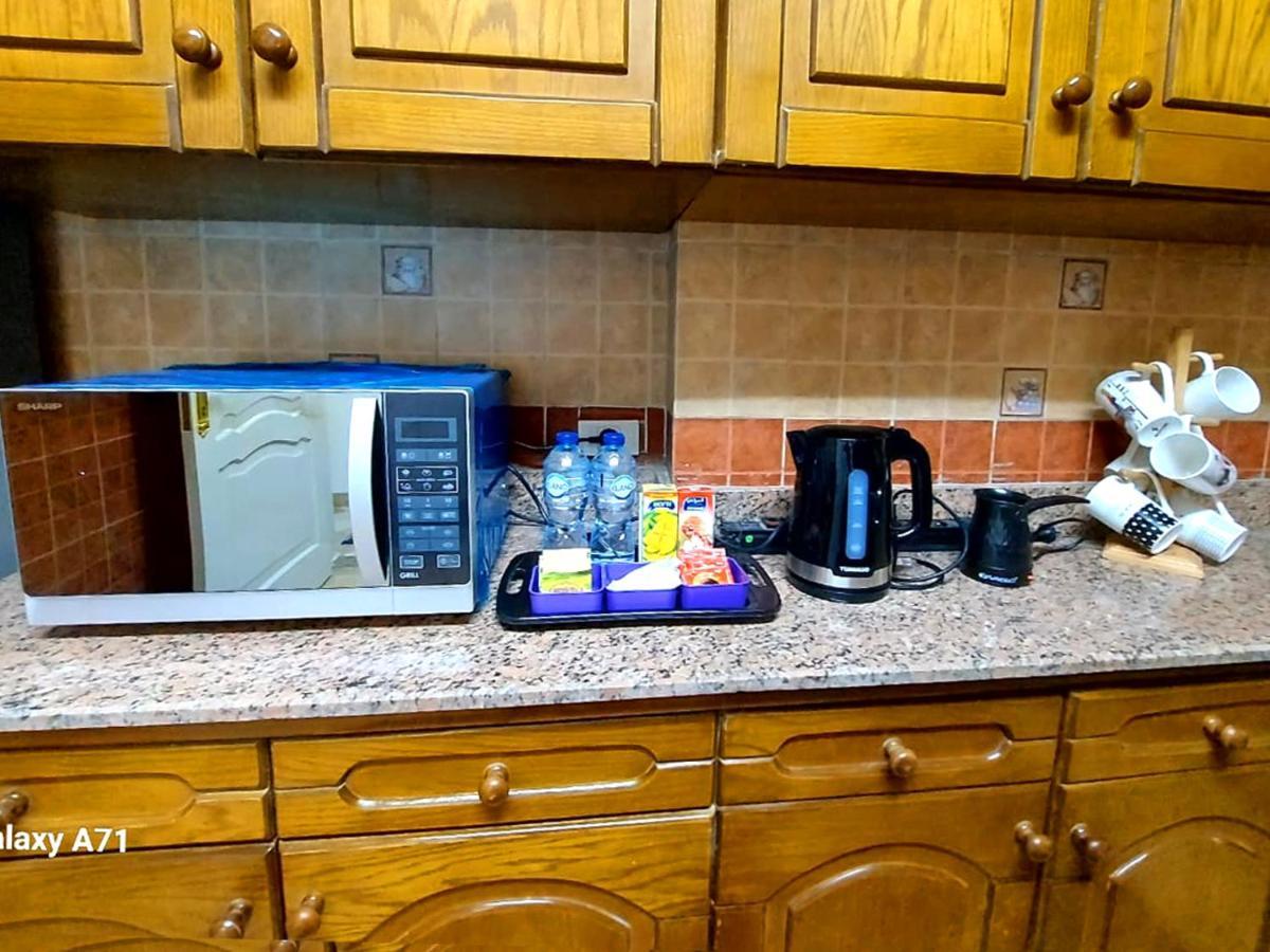 Deluxe Apartment Nasr City Kairo Bagian luar foto
